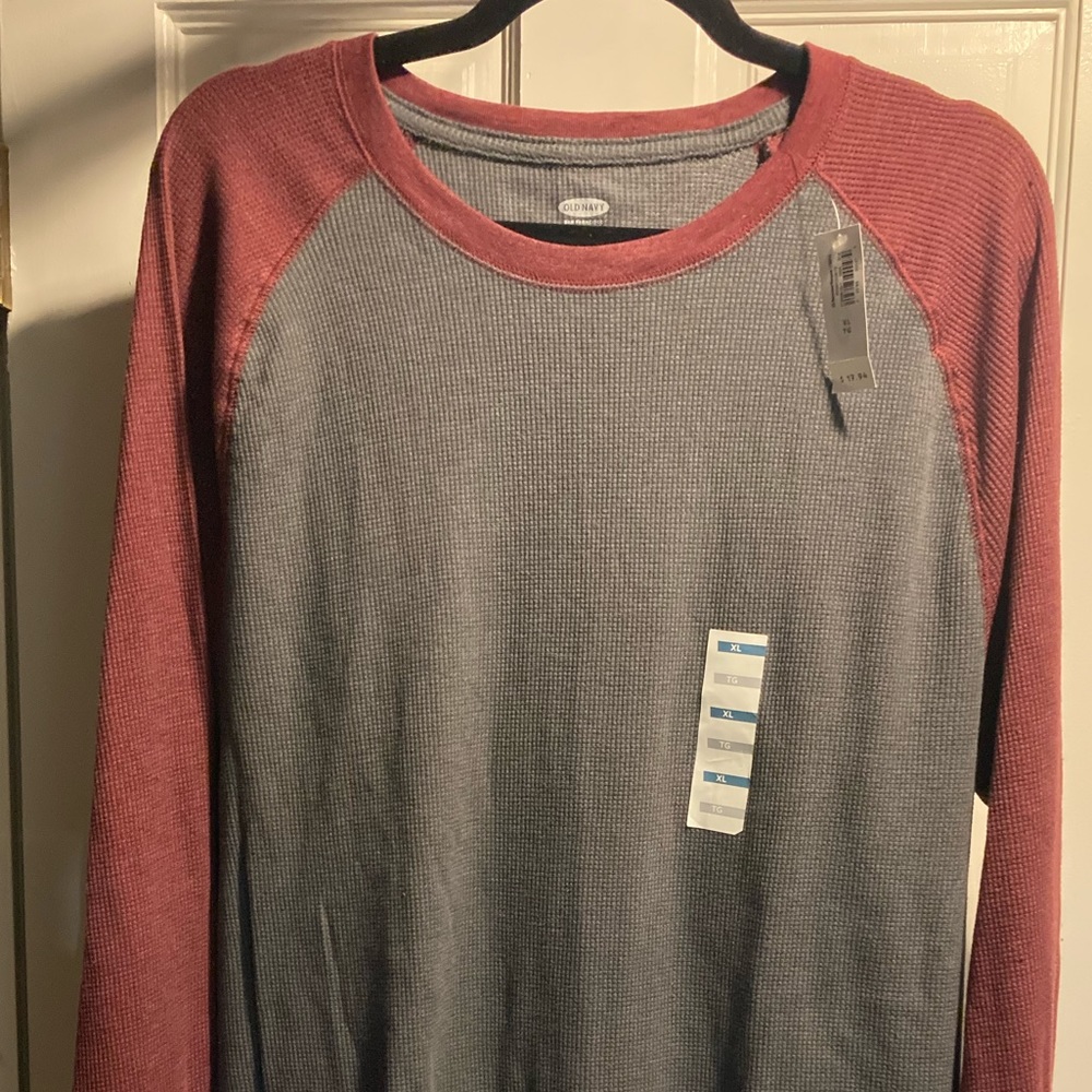 Thermal-Knit Color-Blocked Long Sleeved T-Shirt for Men